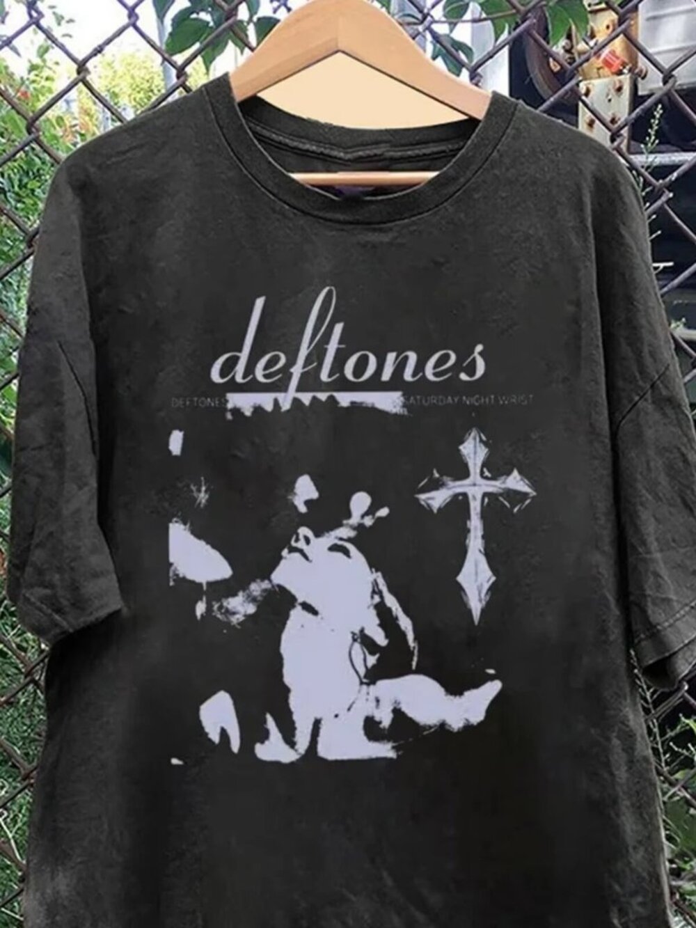 New Popular Deftones tour shirt  257